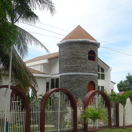 Hotel House Rapunzel Oslob Exterior foto